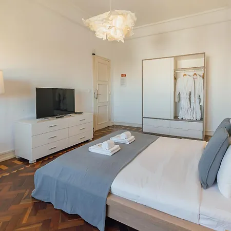 Areeiro Deluxe By Hosty * Lisboa
